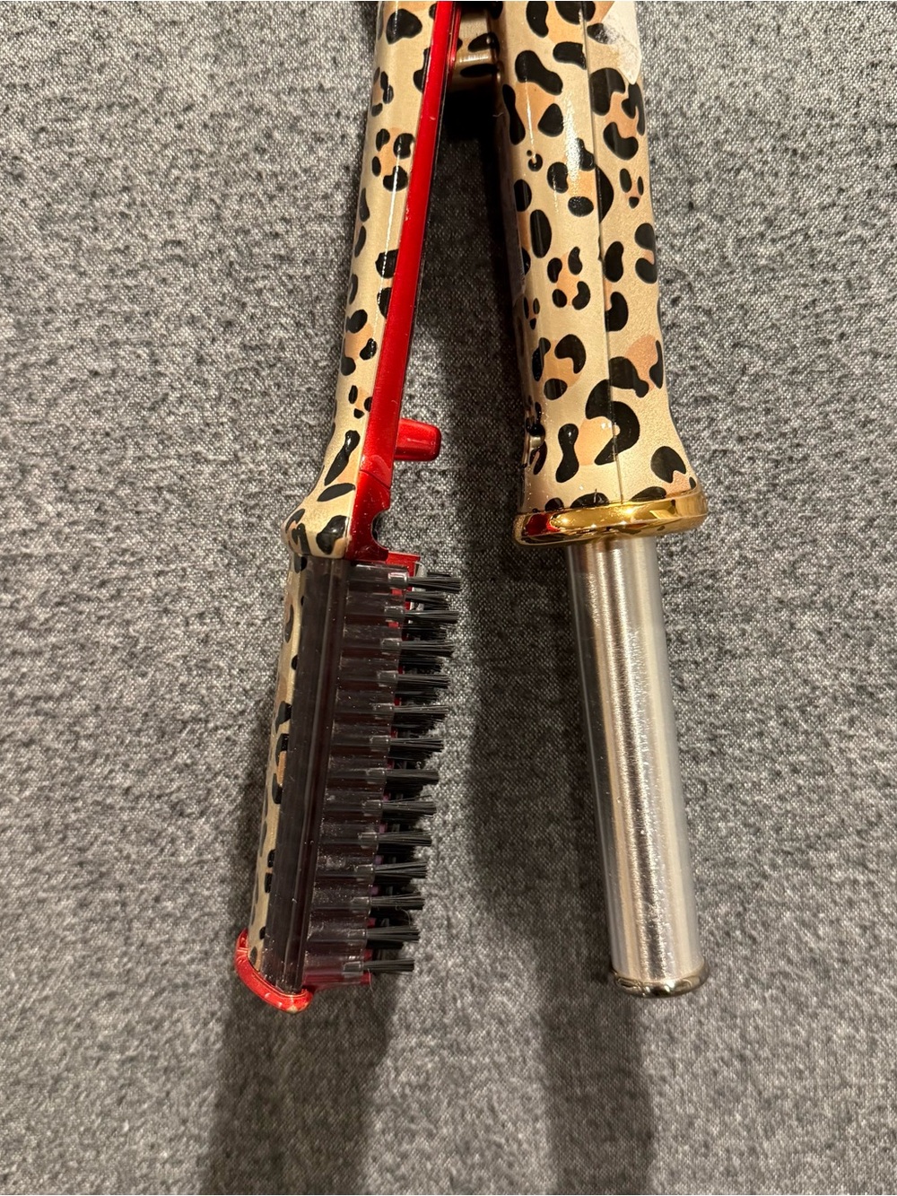 InStyler Rotating Iron 3/4” Cheetah Print. Tested, works. Pre-owned.